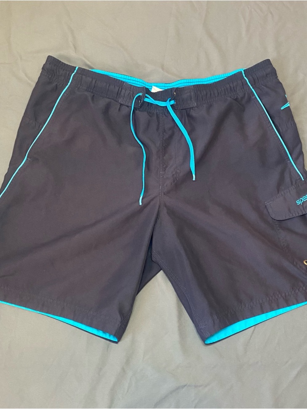 Speedo Men’s Swim Trunks Size M L Navy Blue Teal Trim Board Shorts Summer Pool